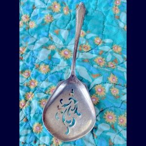Antique Sterling Silver 1919 Candy Nut Mint Serving Spoon